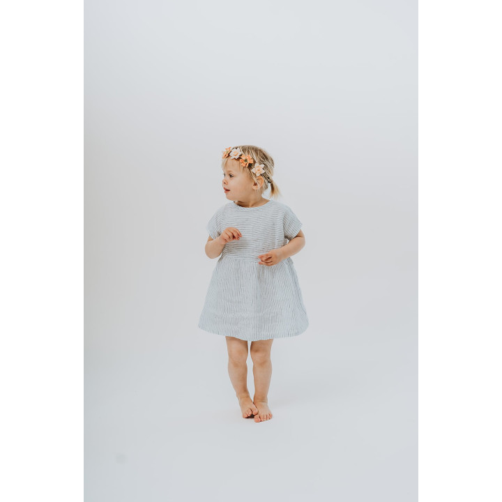 Kinder-Leinenkleid Liten Lisa (weiß mit dunkelblauen Streifen)