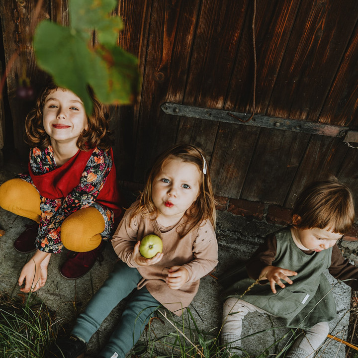 Kinder-Schürze Kerstin (olivgrün)