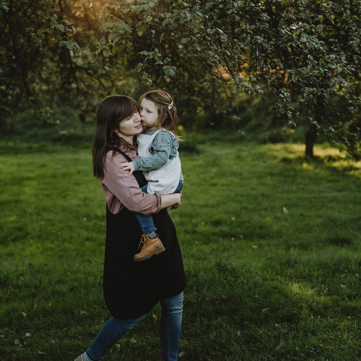 Ronja Schürze (schwarz)