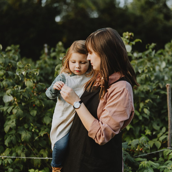 Ronja Schürze (schwarz)