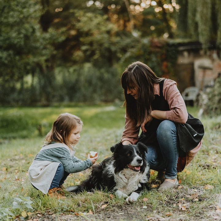 Ronja Schürze (schwarz)