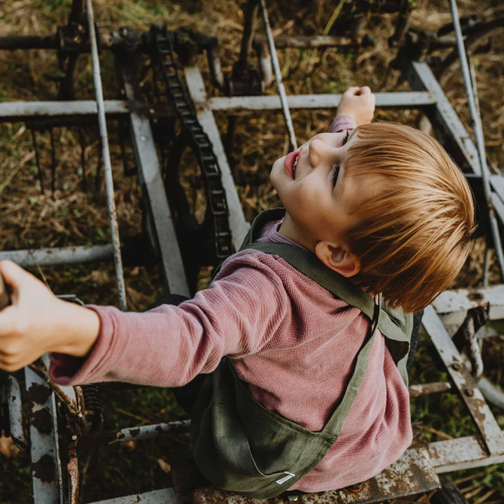 Kinderschürze Lotta (olivgrün)
