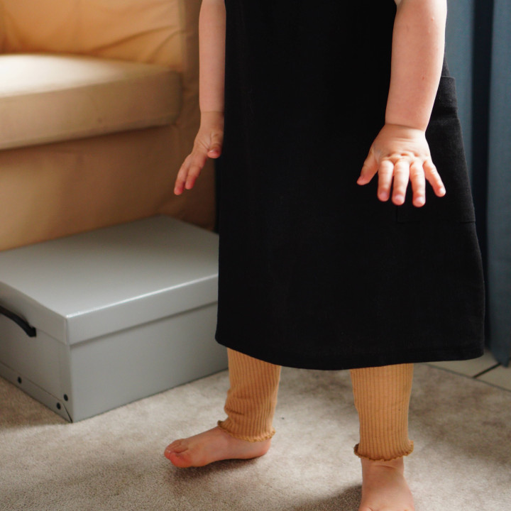 Kinder-Schürze Lotta (schwarz)