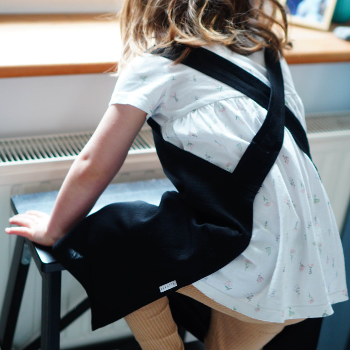 Kinder-Schürze Lotta (schwarz)