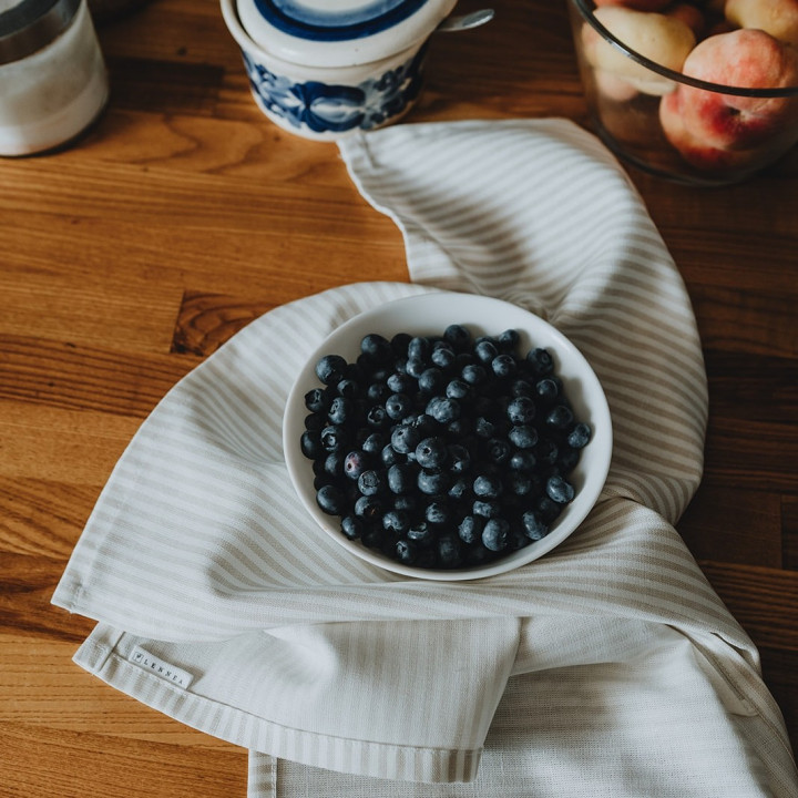Leinen-Tuch (naturfarbene Streifen)