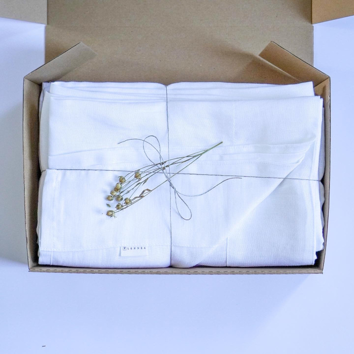 Leinenvorhänge (weiß)