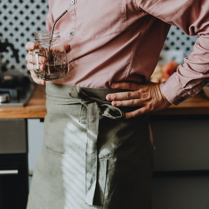 Schürze mit Bindeband (oliv)