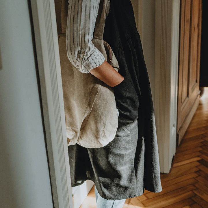 Schürze-Kleid Mia (schwarz)