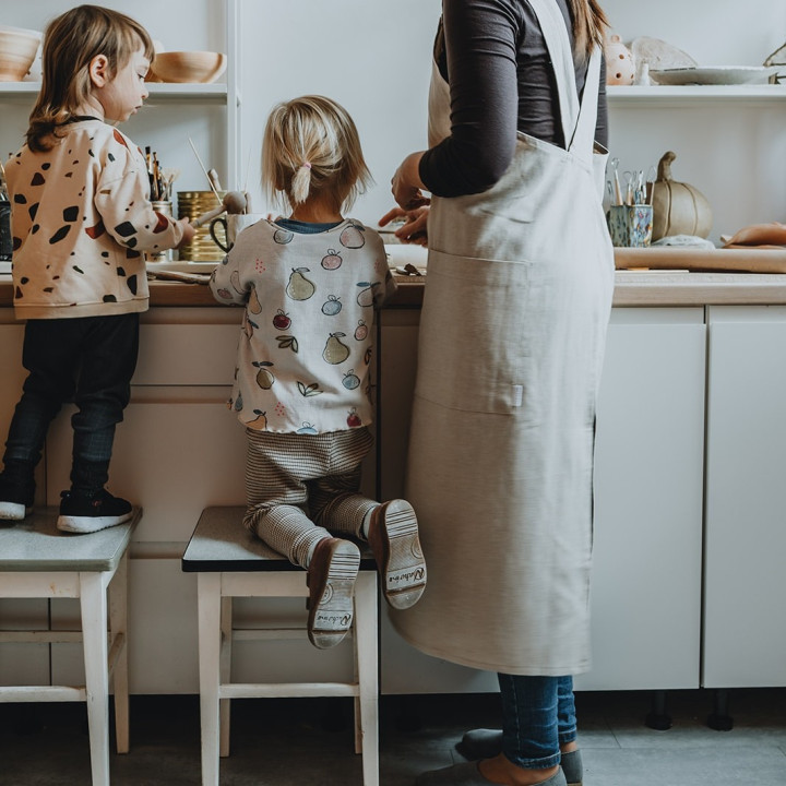 Schürze mit Logo - Gesticktes Logo Ihres Unternehmens