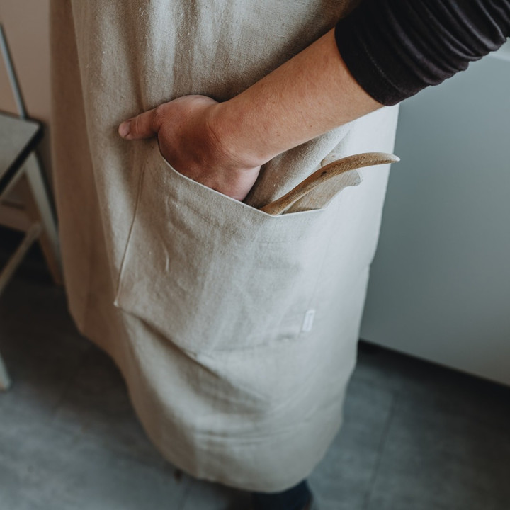 Schürze mit Logo - Gesticktes Logo Ihres Unternehmens